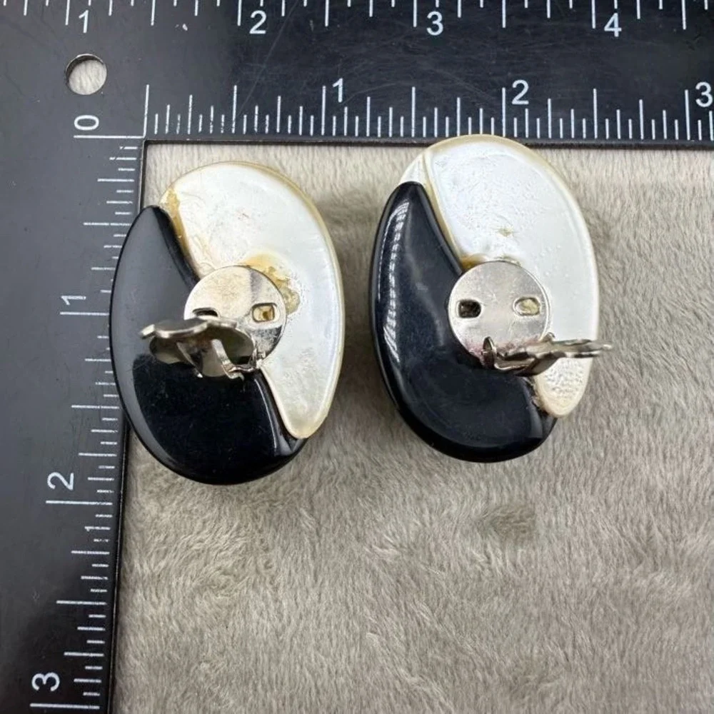 Vintage Estate Clip On Earrings Lot Black White Retro Beaded Dangle 3 Pairs